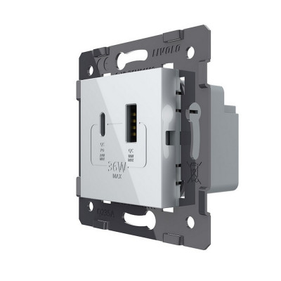 Розетка USB type C+A с блоком питания 36W Livolo, цвет серебристый / алюминий (механизм) VL-FCUA18W.UC18W-2MP Розетка USB type C+A с блоком питания 36W Livolo, цвет серебристый / алюминий (механизм) VL-FCUA18W.UC18W-2MP